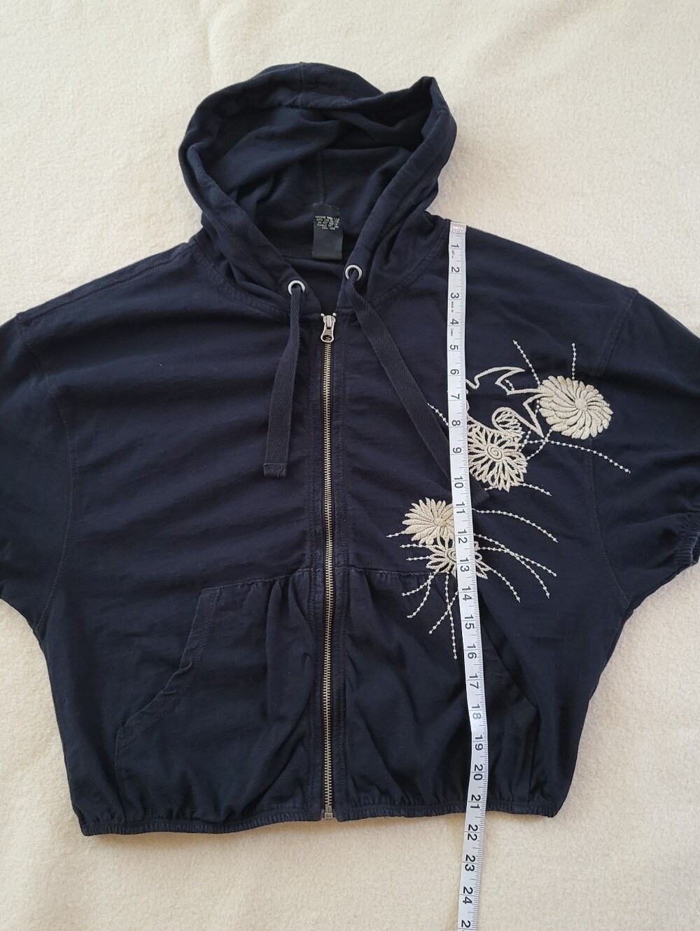 Lucky Brand Short Sleeve Cropped Hoodie Women's Size L Black Bird Embroidery Y2K - Picture 4 of 11